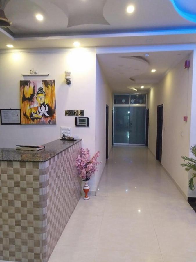 Hotel The Ideal Kushinagar Εξωτερικό φωτογραφία